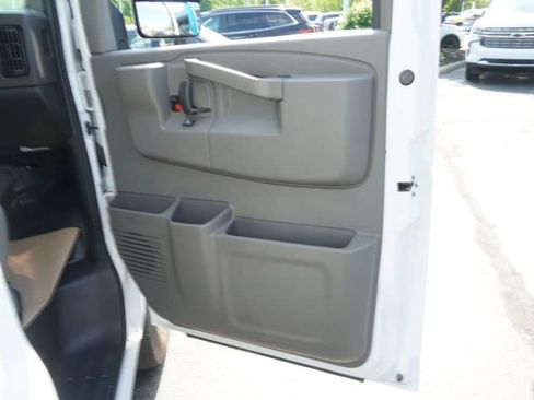 New 2026 Chevrolet Express 3500 w/ Power Convenience Package RWD image 19