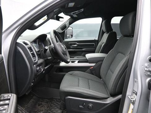 New 2026 RAM 1500 Big Horn AWD/4WD image 9