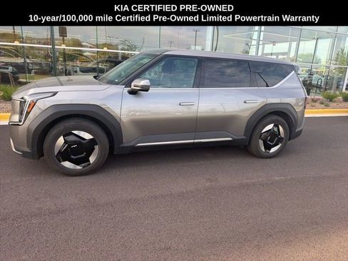 Certified 2024 Kia EV9 Light Long Range RWD image 14
