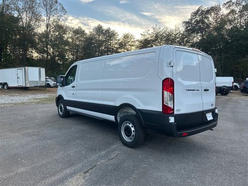 New 2026 Ford Transit 250 LOW ROOF image 7