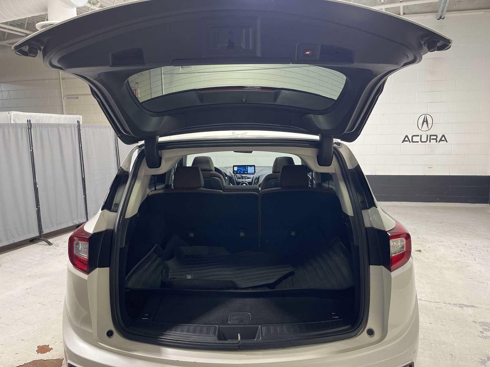 Used 2019 Acura RDX w/ Technology Package AWD/4WD image 19