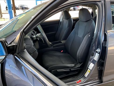 Used 2021 Honda Insight EX image 7