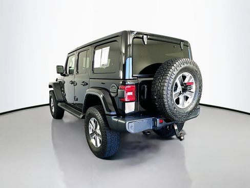 Used 2021 Jeep Wrangler Unlimited Sahara w/ Dual Top Group AWD/4WD image 5