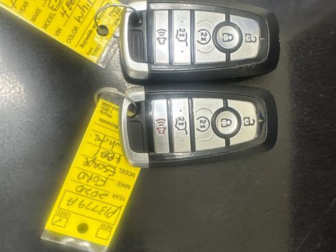 Used 2020 Ford Escape Titanium AWD/4WD image 35