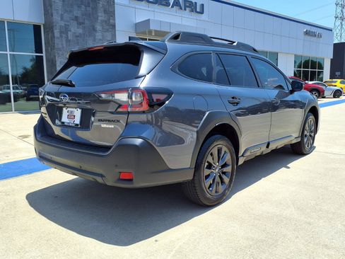 Certified 2025 Subaru Outback Onyx Edition AWD/4WD image 25