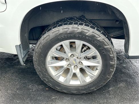 Used 2019 Chevrolet Silverado 1500 LTZ w/ LTZ Plus Package image 24