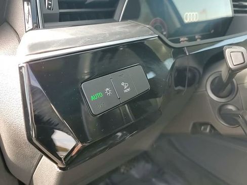Used 2021 Audi e-tron Premium w/ Convenience Plus Package image 13