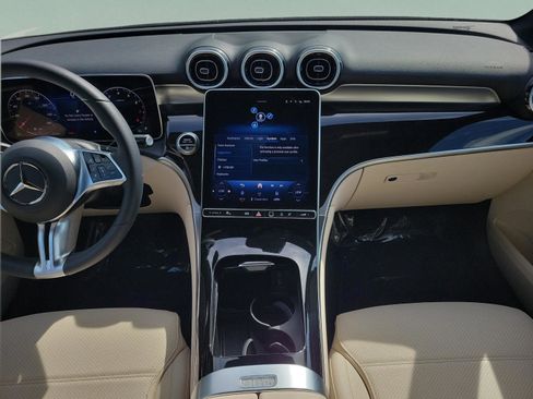 Certified 2025 Mercedes-Benz GLC 300 image 14