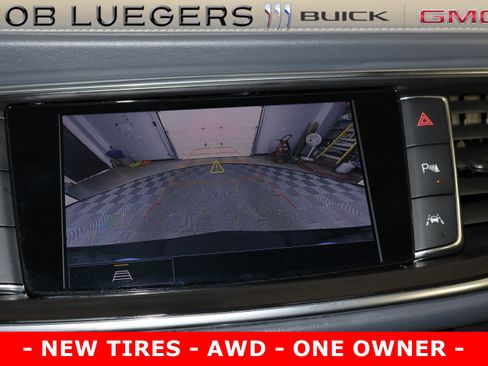 Certified 2022 Buick Enclave Essence w/ Experience Buick Package image 28