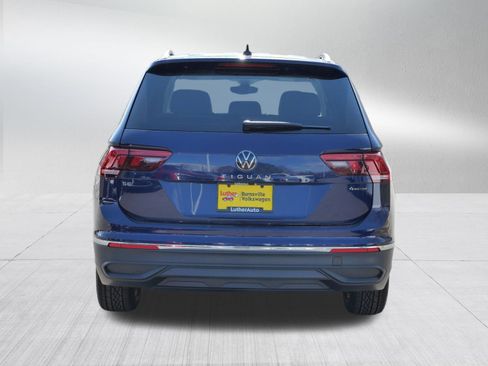 Certified 2024 Volkswagen Tiguan SE AWD/4WD image 6