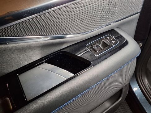 New 2026 Cadillac Escalade IQ Luxury 1 AWD/4WD image 16