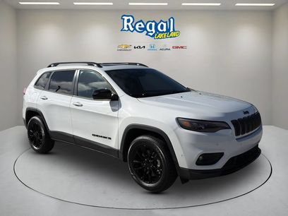 Used 2023 Jeep Cherokee Altitude Lux w/ Lux Elite Package