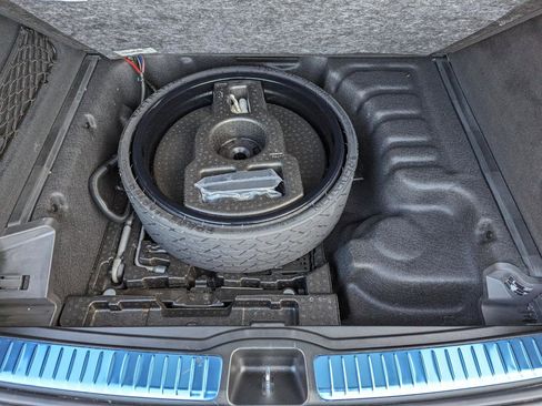 Used 2024 Mercedes-Benz GLE 53 AMG 4MATIC image 45