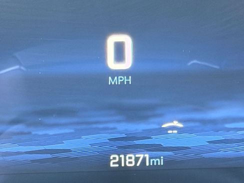 Used 2025 Chevrolet Equinox LT FWD image 40