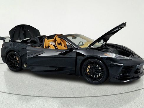 Used 2023 Chevrolet Corvette Stingray Premium Conv w/ Z51 Performance Package RWD image 14
