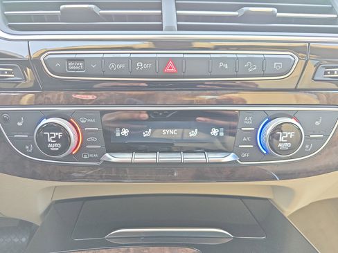 Used 2018 Audi Q7 3.0T Premium Plus w/ Premium Plus Package image 19