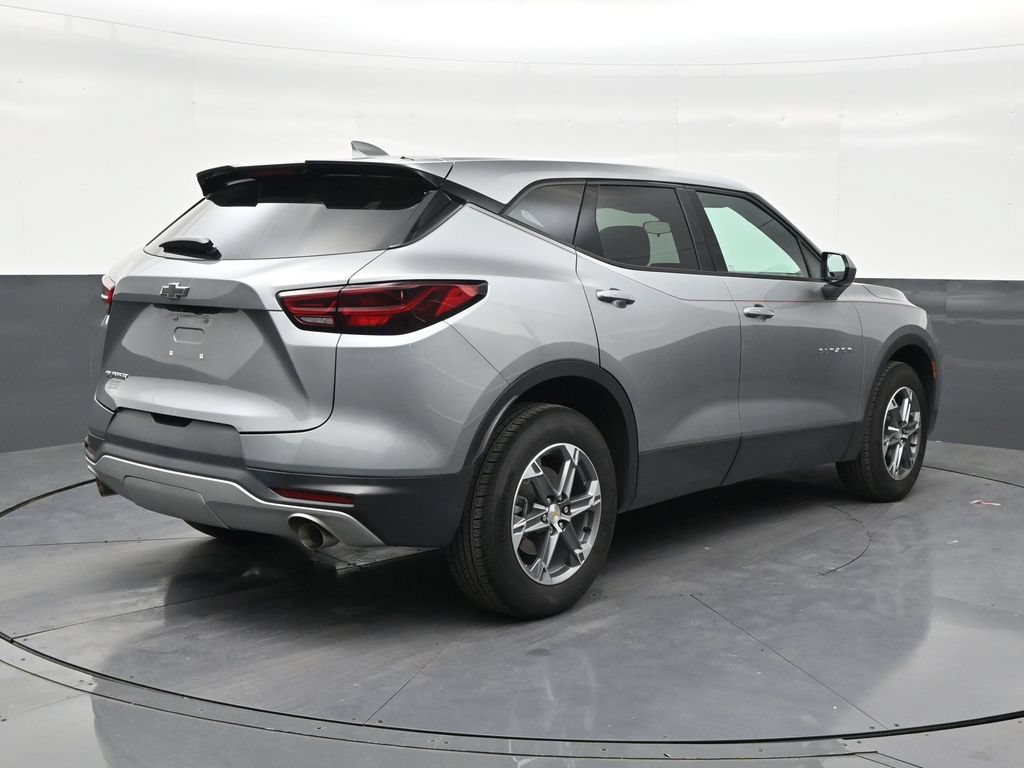 Used 2023 Chevrolet Blazer LT w/ LPO, Floor Liner Package FWD image 5