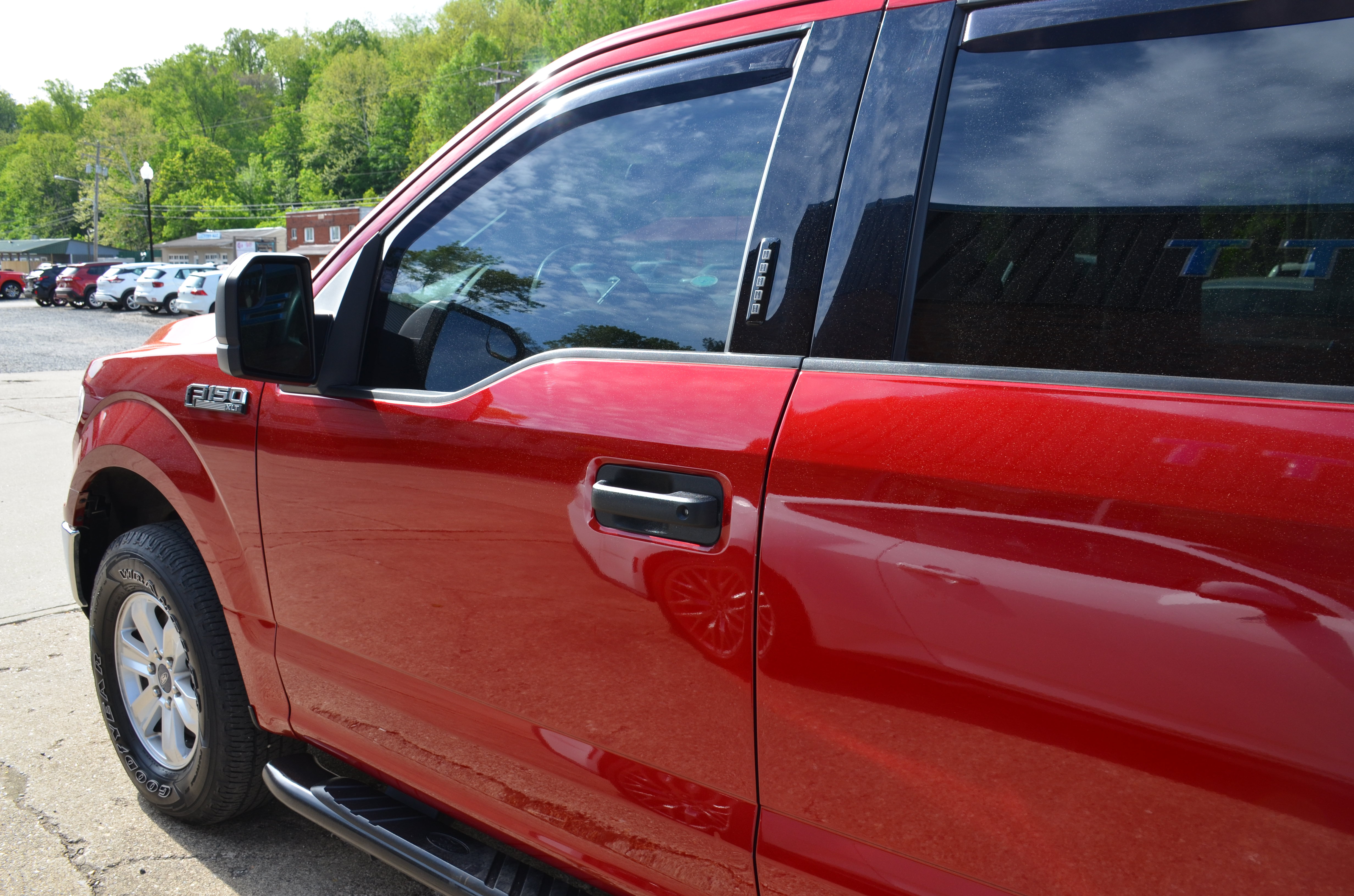 Used 2019 Ford F150 XLT AWD/4WD image 7