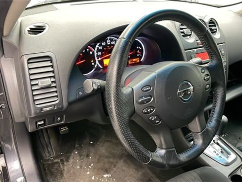 Used 2012 Nissan Altima 2.5 S w/ 20th Anniversary Pkg image 11