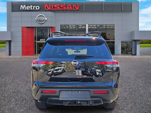 Certified 2024 Nissan Pathfinder Rock Creek image 4