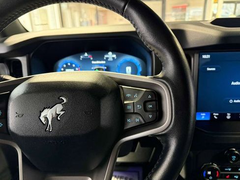 Used 2025 Ford Bronco Big Bend image 12