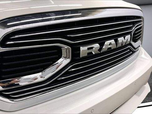 Used 2018 RAM 1500 Limited AWD/4WD image 32