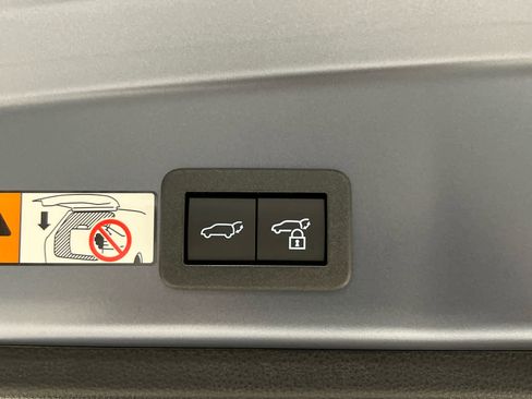 New 2026 Toyota Corolla Cross XLE w/ Convenience Package image 4