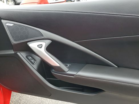 Used 2019 Chevrolet Corvette 1LT image 16