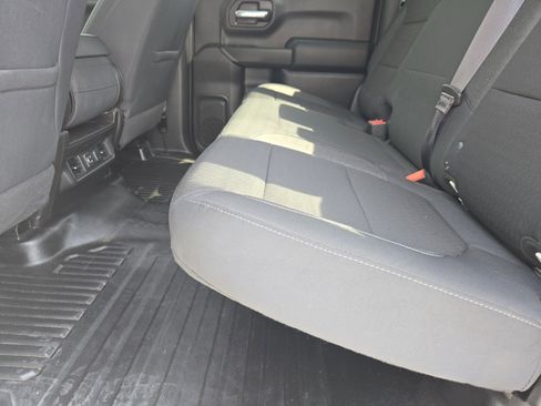 Used 2020 Chevrolet Silverado 1500 LT w/ Convenience Package image 32