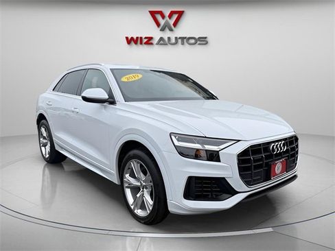 Used 2019 Audi Q8 Premium image 6
