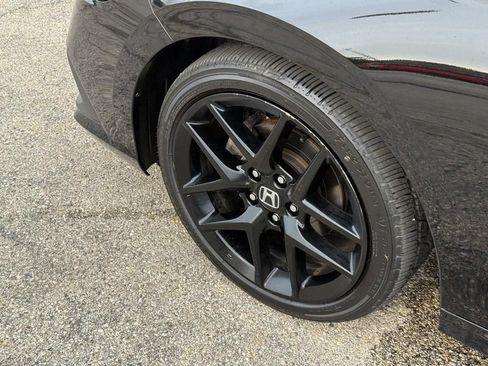 Used 2023 Honda Civic Sport image 10
