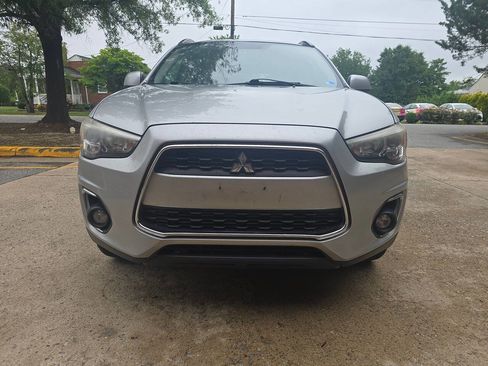 Used 2014 Mitsubishi Outlander Sport SE FWD image 5