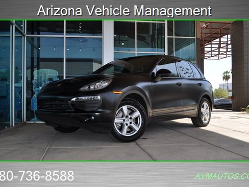 Used 2014 Porsche Cayenne S AWD/4WD image 1
