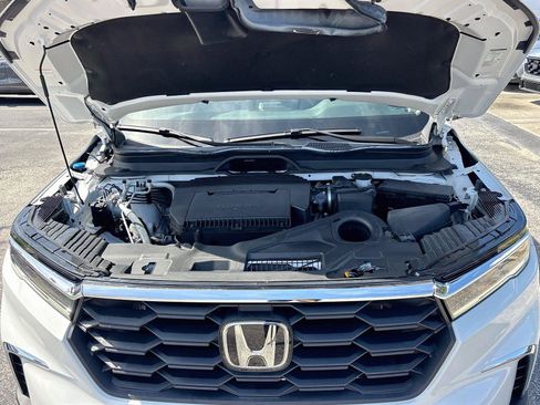Certified 2024 Honda Pilot EX-L image 34