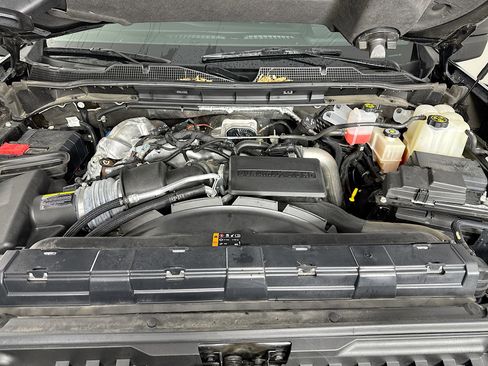Used 2024 Chevrolet Silverado 3500 LTZ w/ LTZ Plus Package AWD/4WD image 33