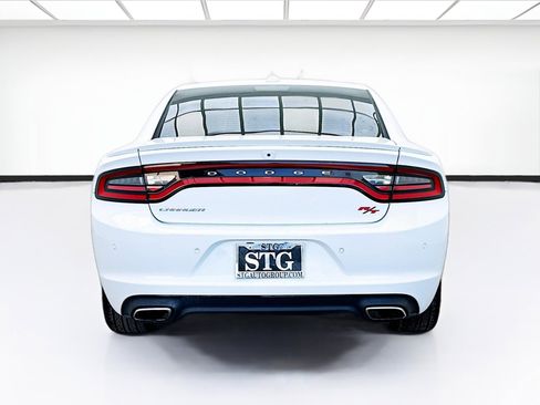 Used 2016 Dodge Charger R/T image 5