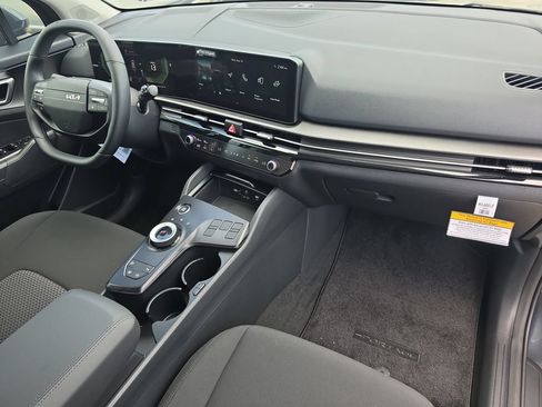 New 2027 Kia Sportage LX FWD image 10