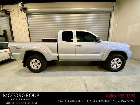Used 2006 Toyota Tacoma PreRunner RWD image 33