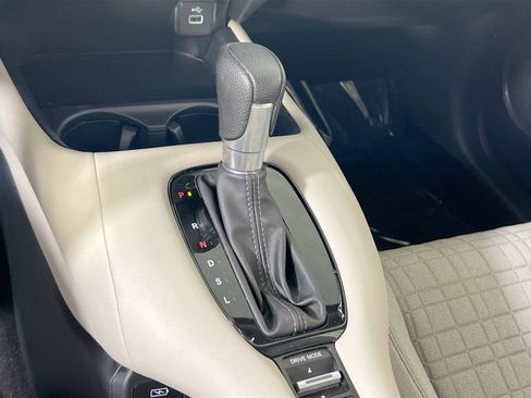 Used 2023 Honda HR-V LX image 16