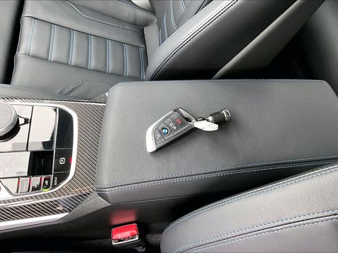 Used 2026 BMW M2 w/ Lighting Package RWD image 14