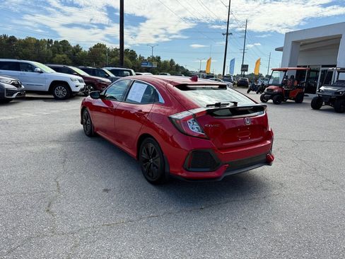 Used 2019 Honda Civic EX image 3