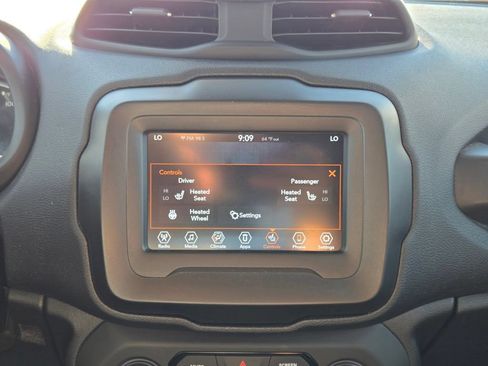 Used 2020 Jeep Renegade Trailhawk w/ Cold Weather Group AWD/4WD image 24