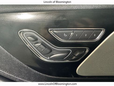 Used 2020 Lincoln Aviator Reserve w/ Equipment Group 202A image 38