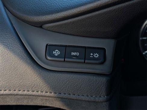 Used 2020 Cadillac Escalade Premium Luxury image 20