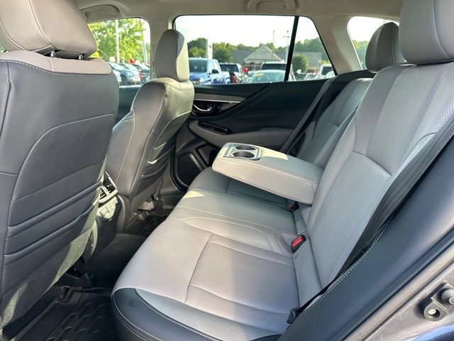 Used 2023 Subaru Outback Limited AWD/4WD image 17