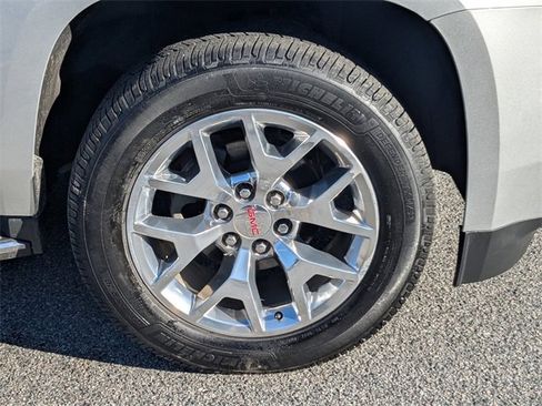 Used 2017 GMC Yukon SLT w/ Open Road Package image 12