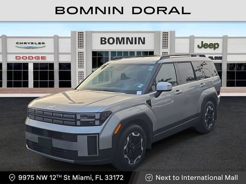 Used 2024 Hyundai Santa Fe SEL image 1