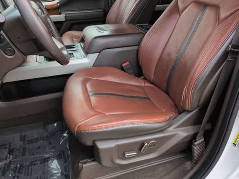 Used 2019 Ford F150 King Ranch w/ Equipment Group 601A Luxury AWD/4WD image 16