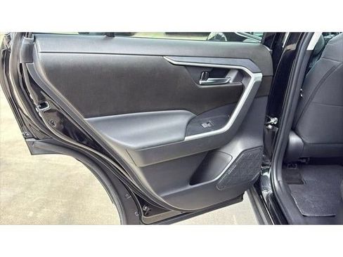 Certified 2022 Toyota RAV4 XLE AWD/4WD image 16