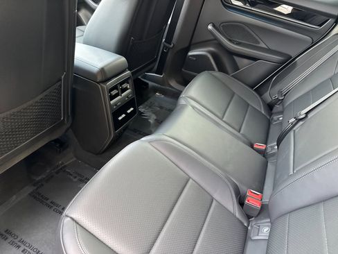 Certified 2026 Porsche Macan 4 Electric AWD/4WD image 14